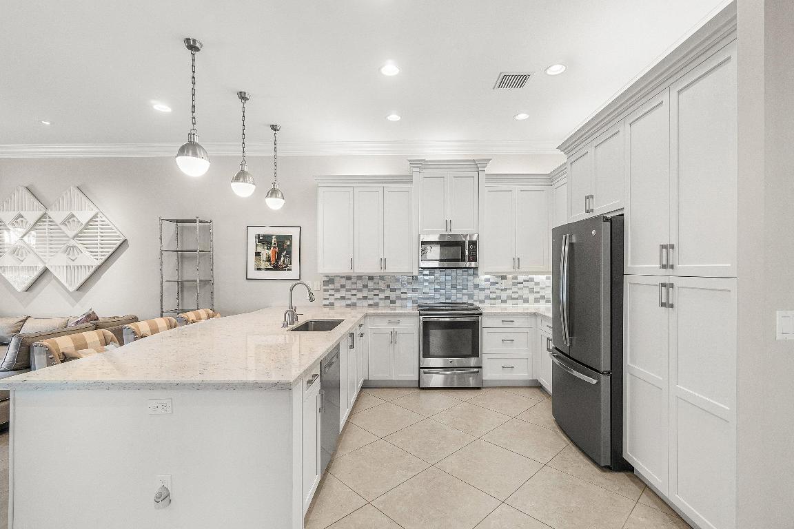 VALENCIA BAY - Residential