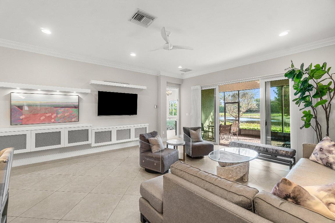 VALENCIA BAY - Residential