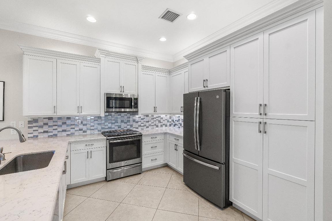 VALENCIA BAY - Residential