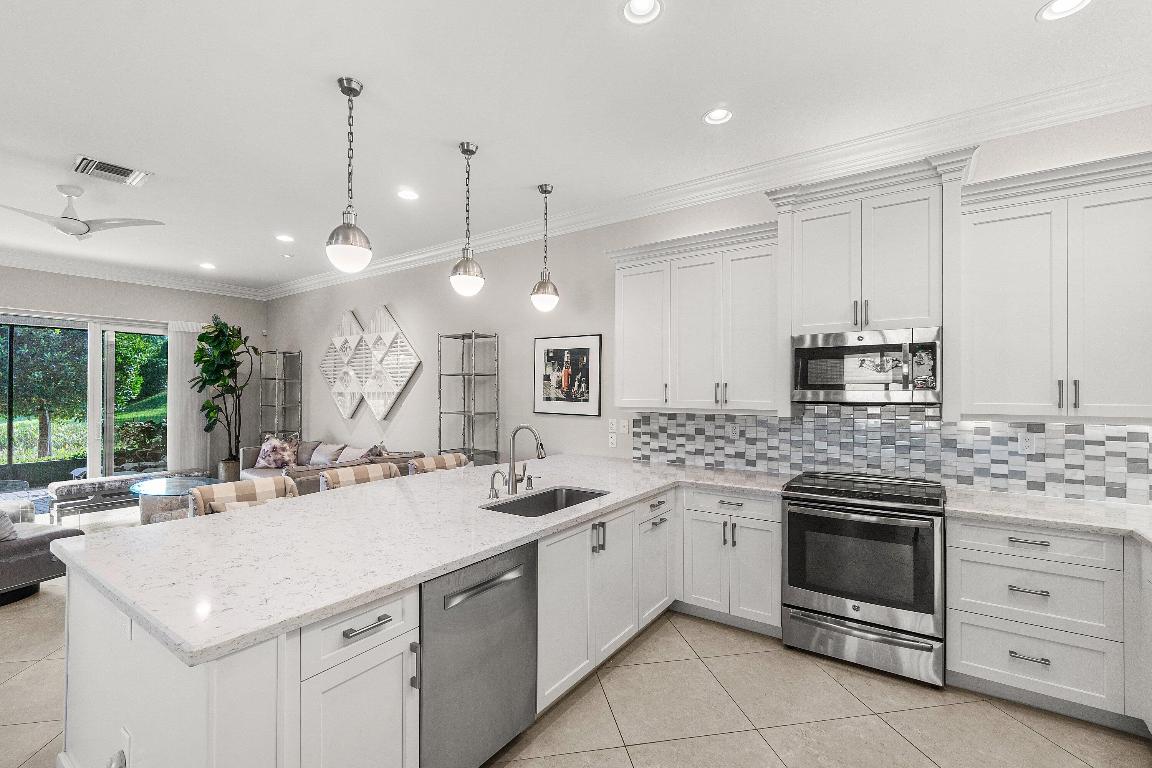 VALENCIA BAY - Residential