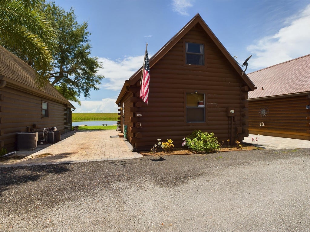 Photo of 8348 Us-441, Okeechobee, FL 34974 (MLS # B26022333)