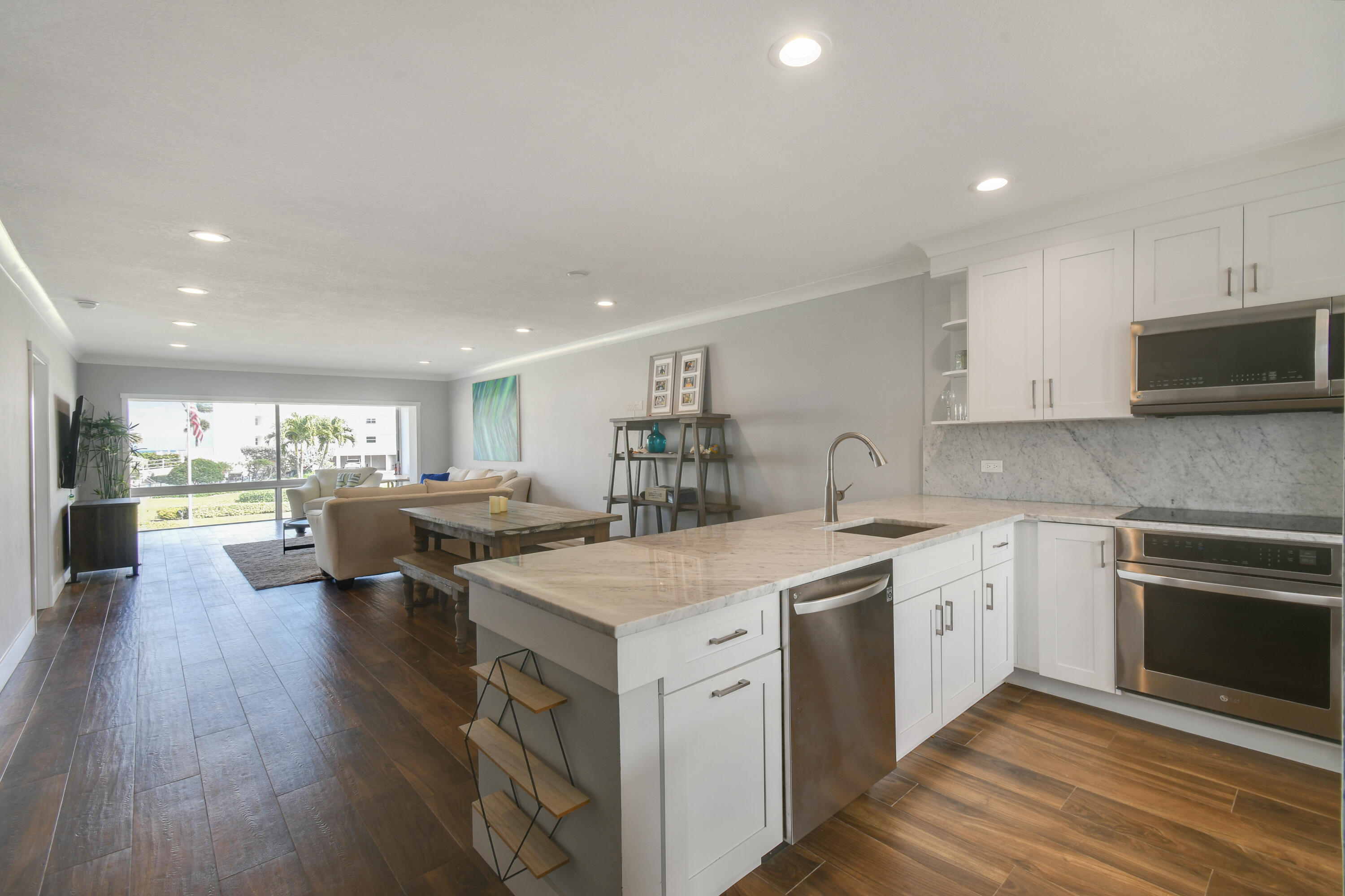 COLONY CONDO APTS IN OR1660P1128 AND OR1675 P1 - Residential