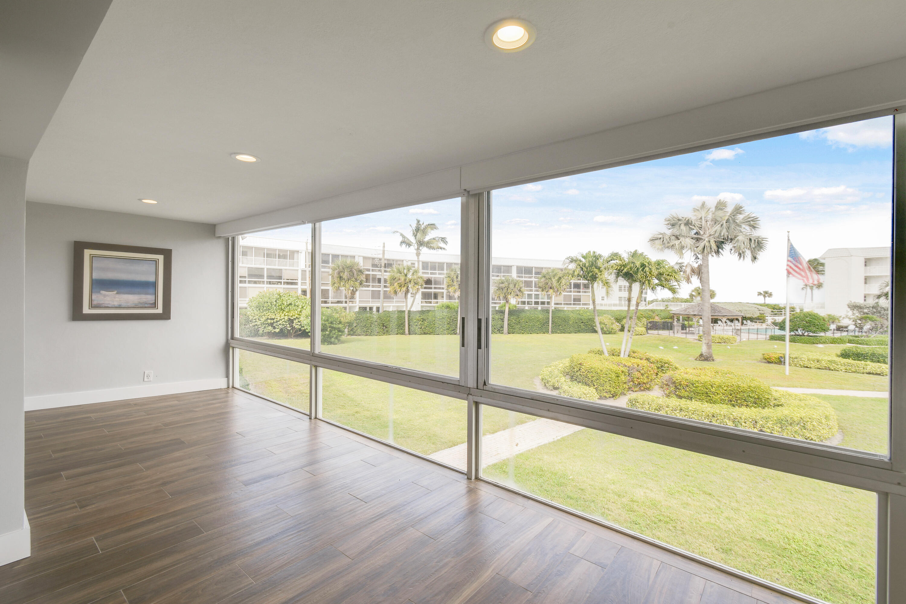 COLONY CONDO APTS IN OR1660P1128 AND OR1675 P1 - Residential