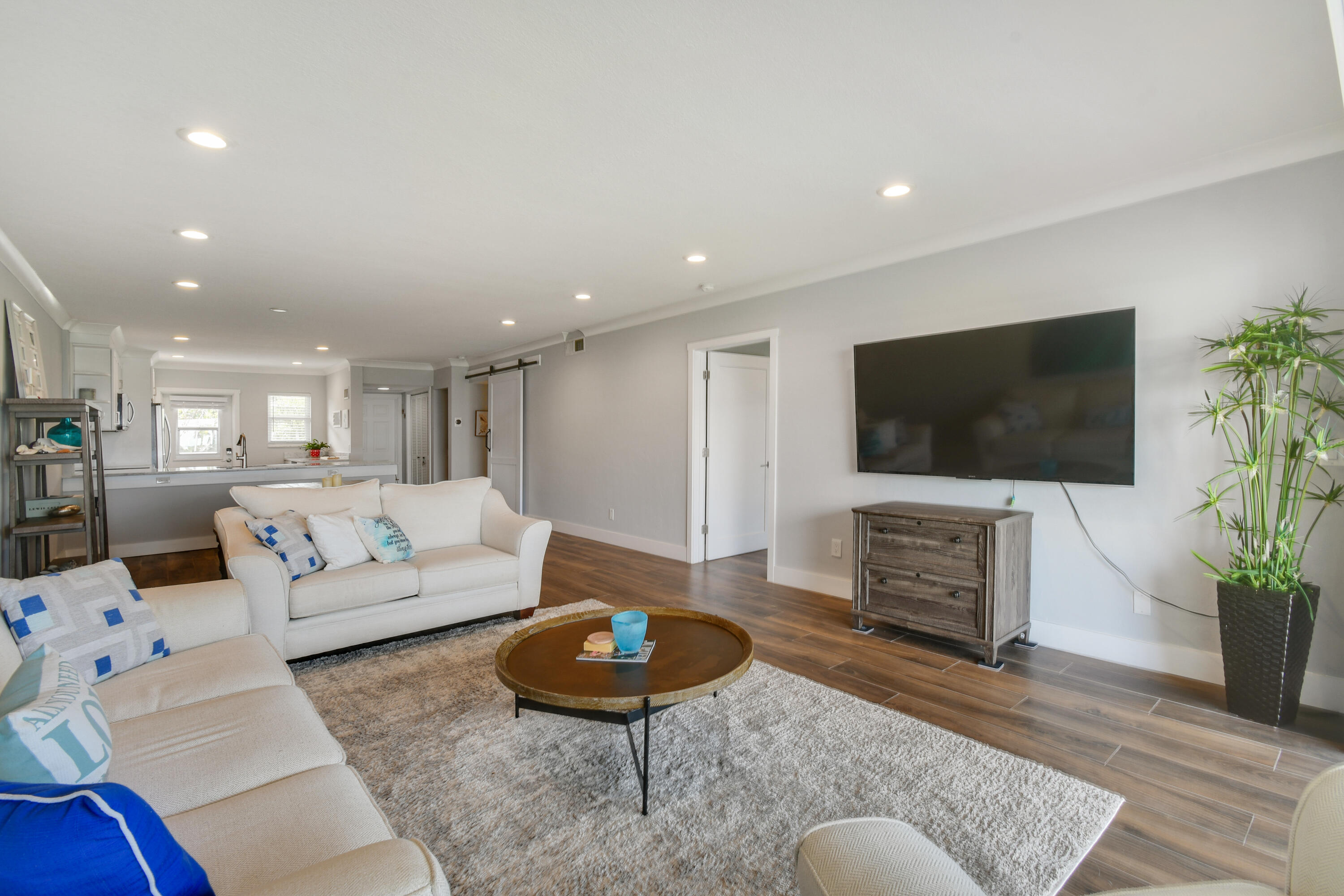 COLONY CONDO APTS IN OR1660P1128 AND OR1675 P1 - Residential