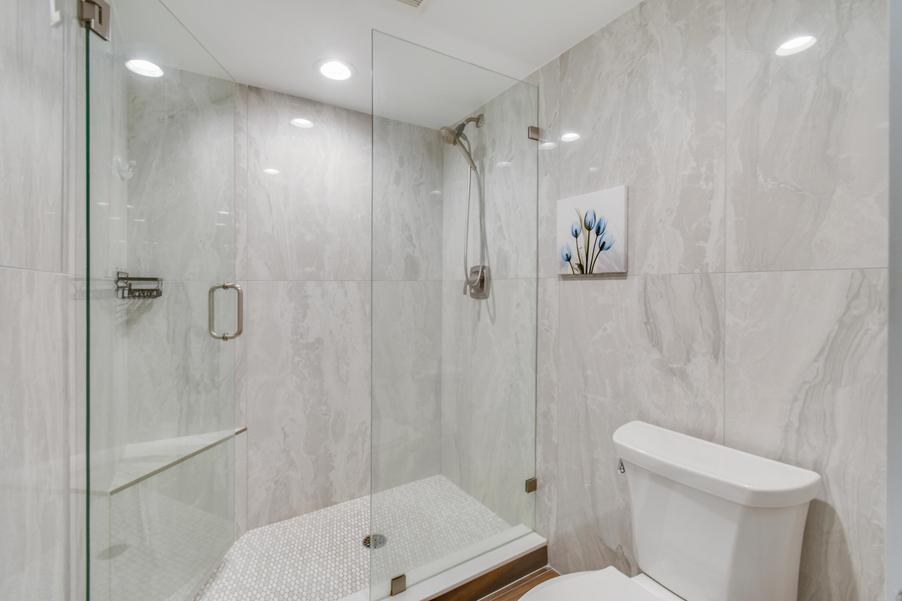 COLONY CONDO APTS IN OR1660P1128 AND OR1675 P1 - Residential