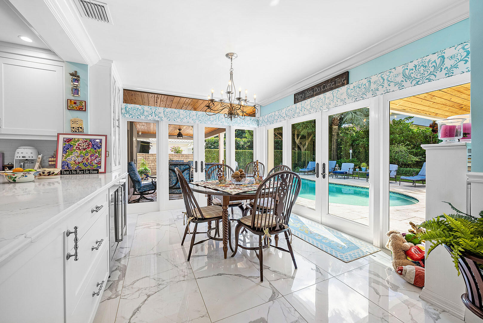 ROYAL PALM YACHT & COUNTR - Residential