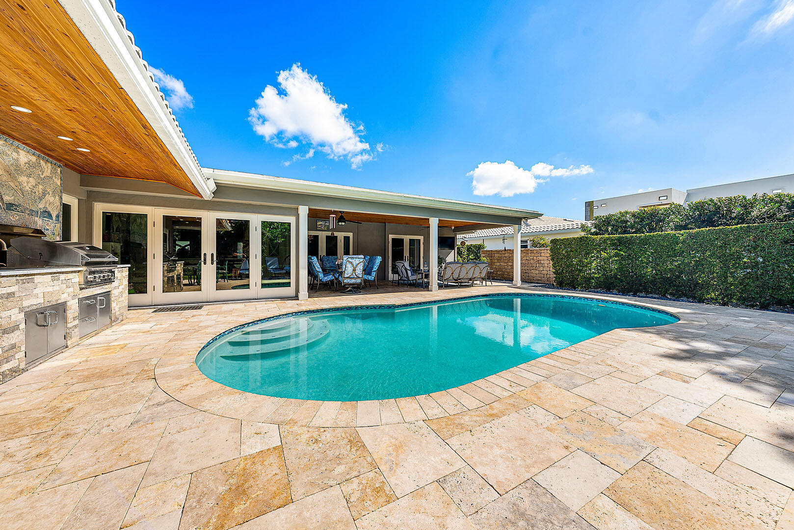 ROYAL PALM YACHT & COUNTR - Residential