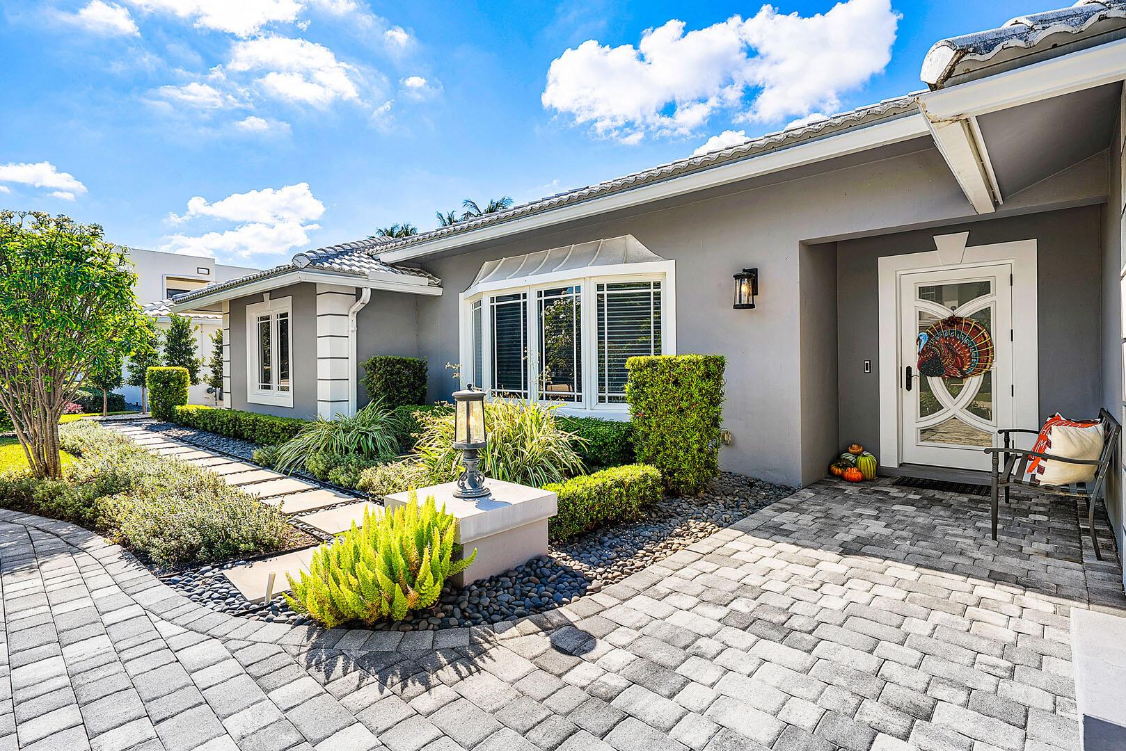 ROYAL PALM YACHT & COUNTR - Residential