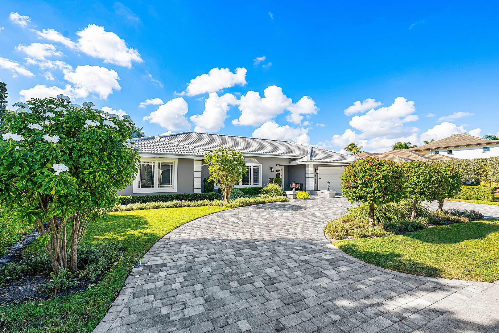 ROYAL PALM YACHT & COUNTR - Residential