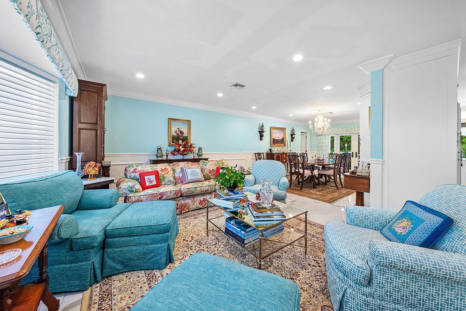 ROYAL PALM YACHT & COUNTR - Residential