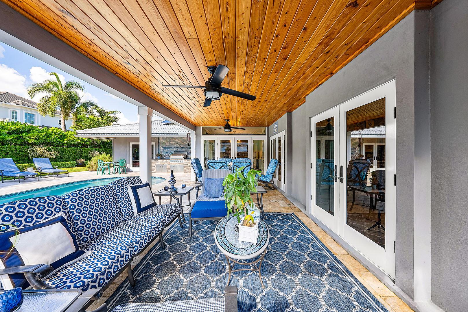 ROYAL PALM YACHT & COUNTR - Residential