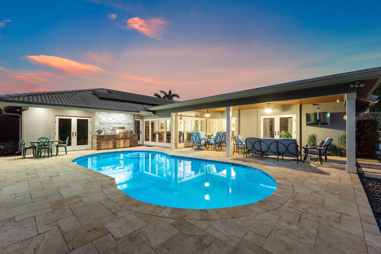 ROYAL PALM YACHT & COUNTR - Residential