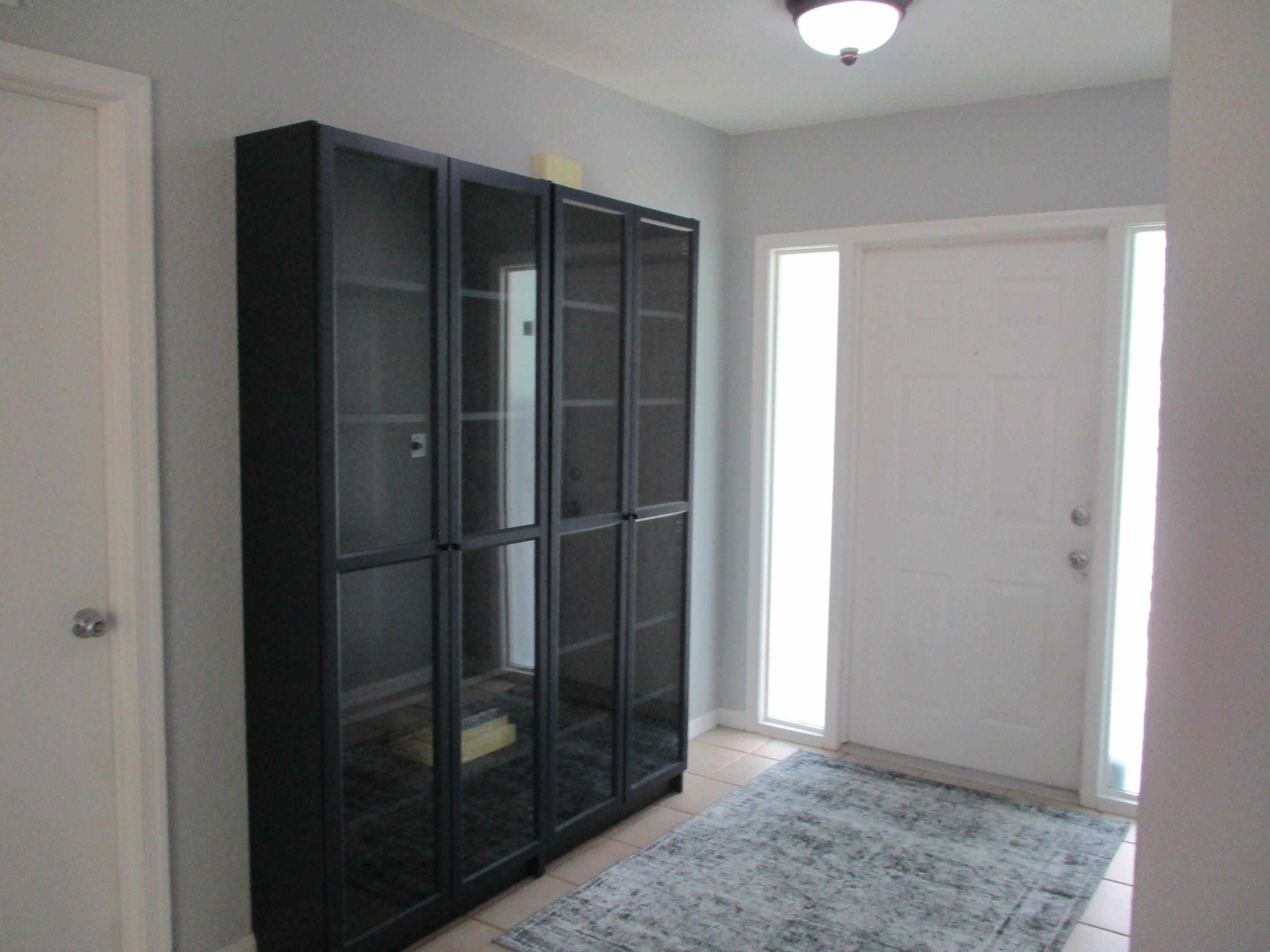 231 SE 9th Street
