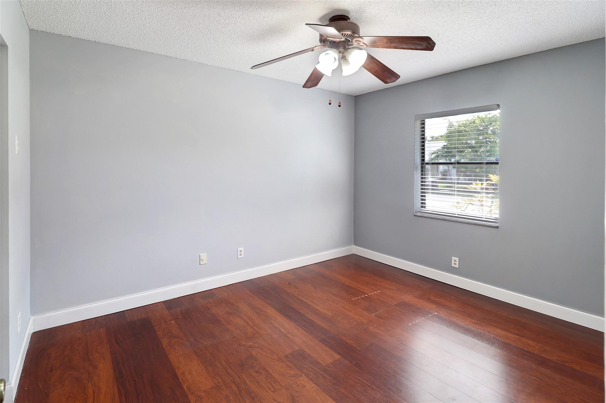 CENTRAL DANIA HEIGHTS - Residential