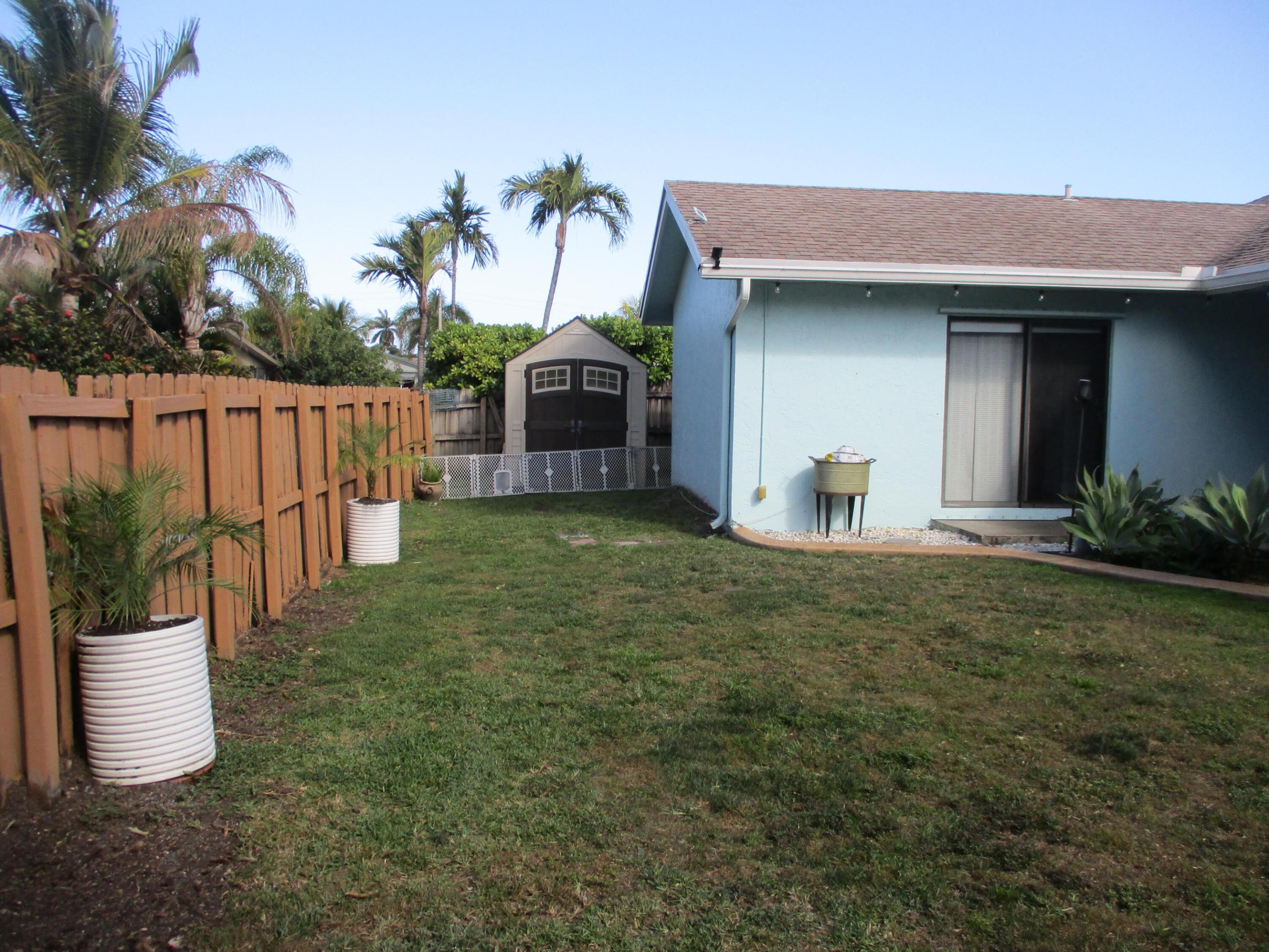 CENTRAL DANIA HEIGHTS - Residential