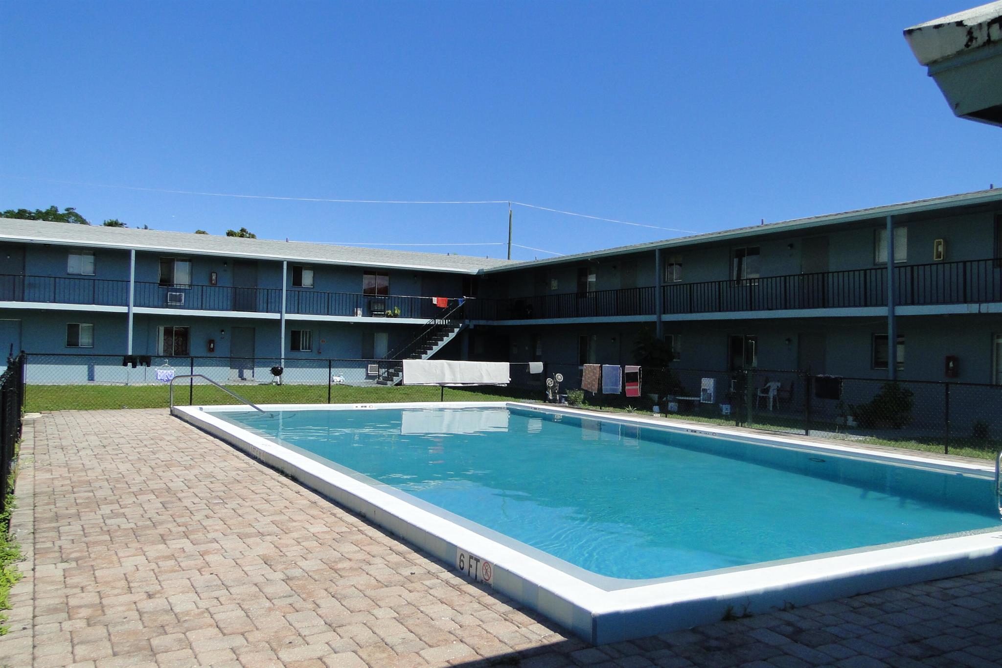 ENCLAVE AT CROWN PARK CON - Residential