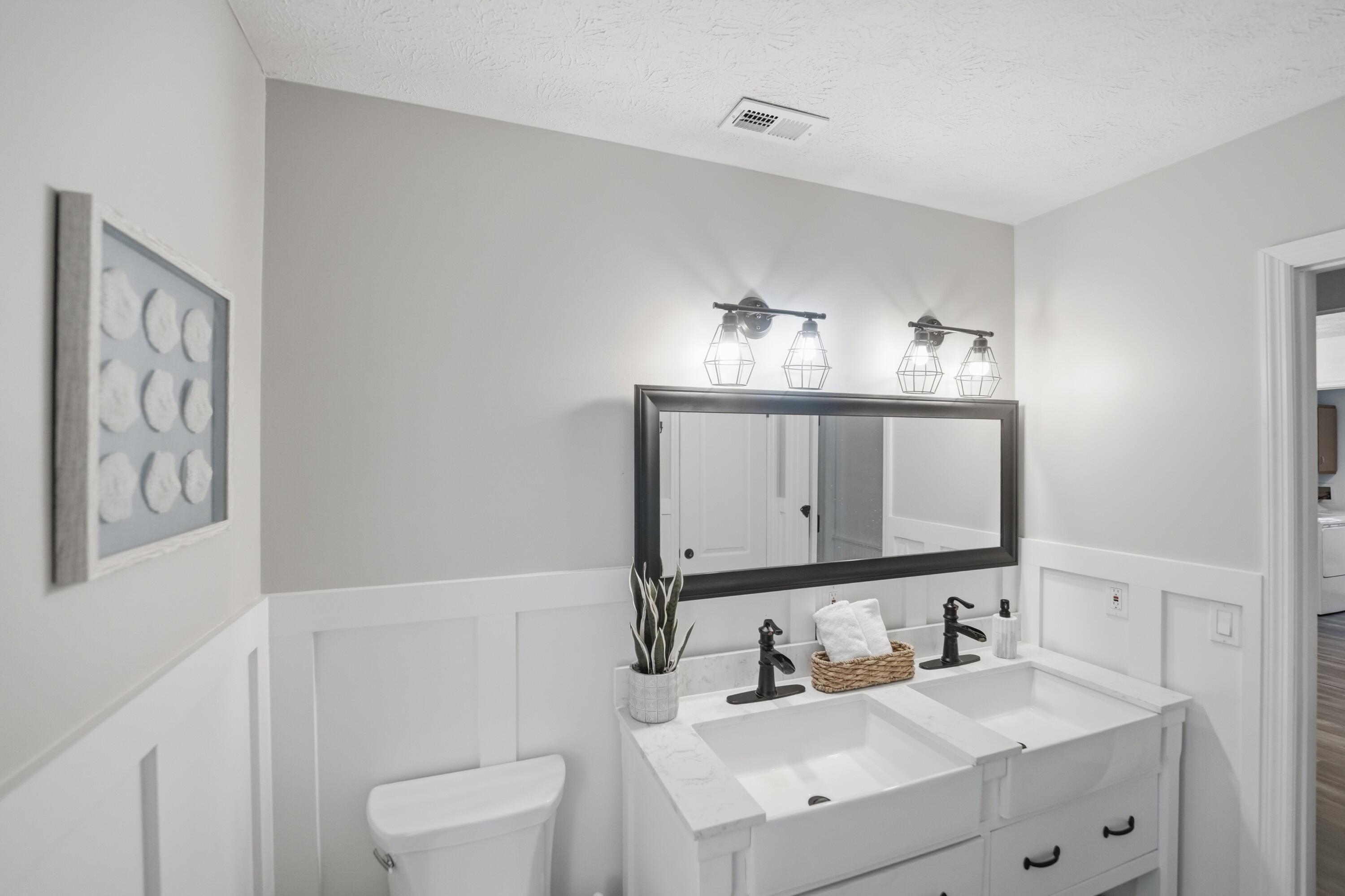 REGINA PALMS - Residential