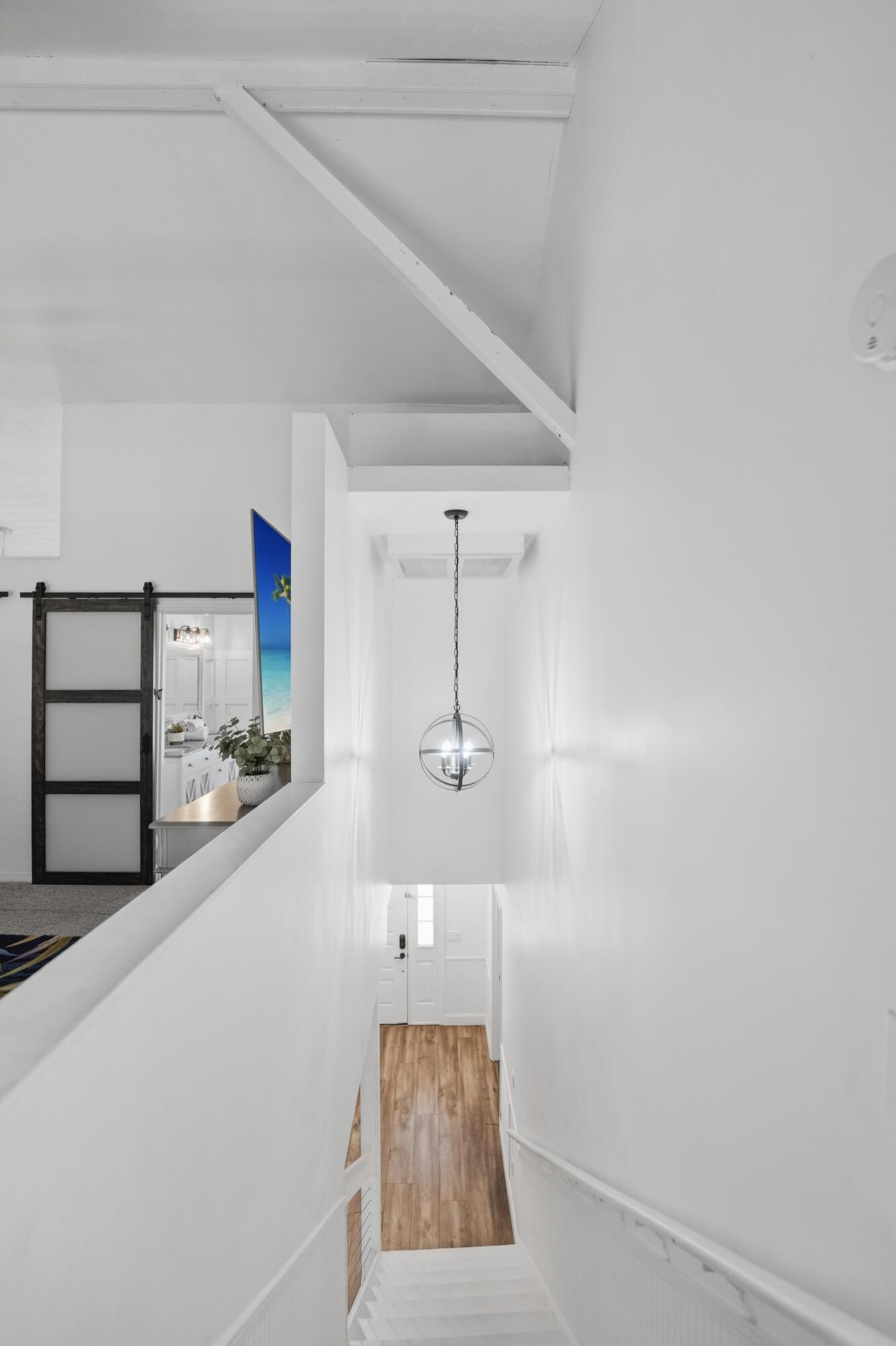 REGINA PALMS - Residential