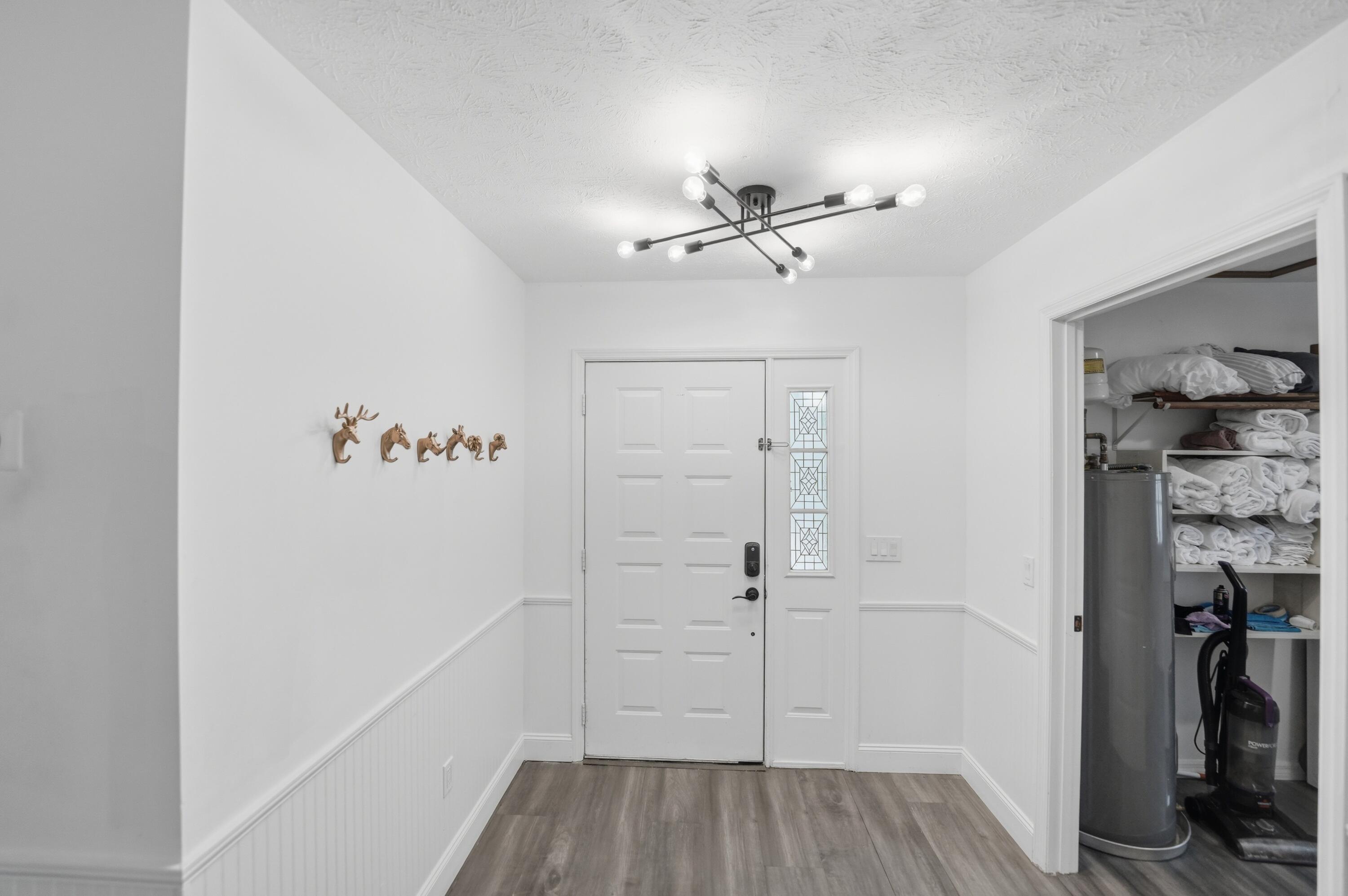 REGINA PALMS - Residential