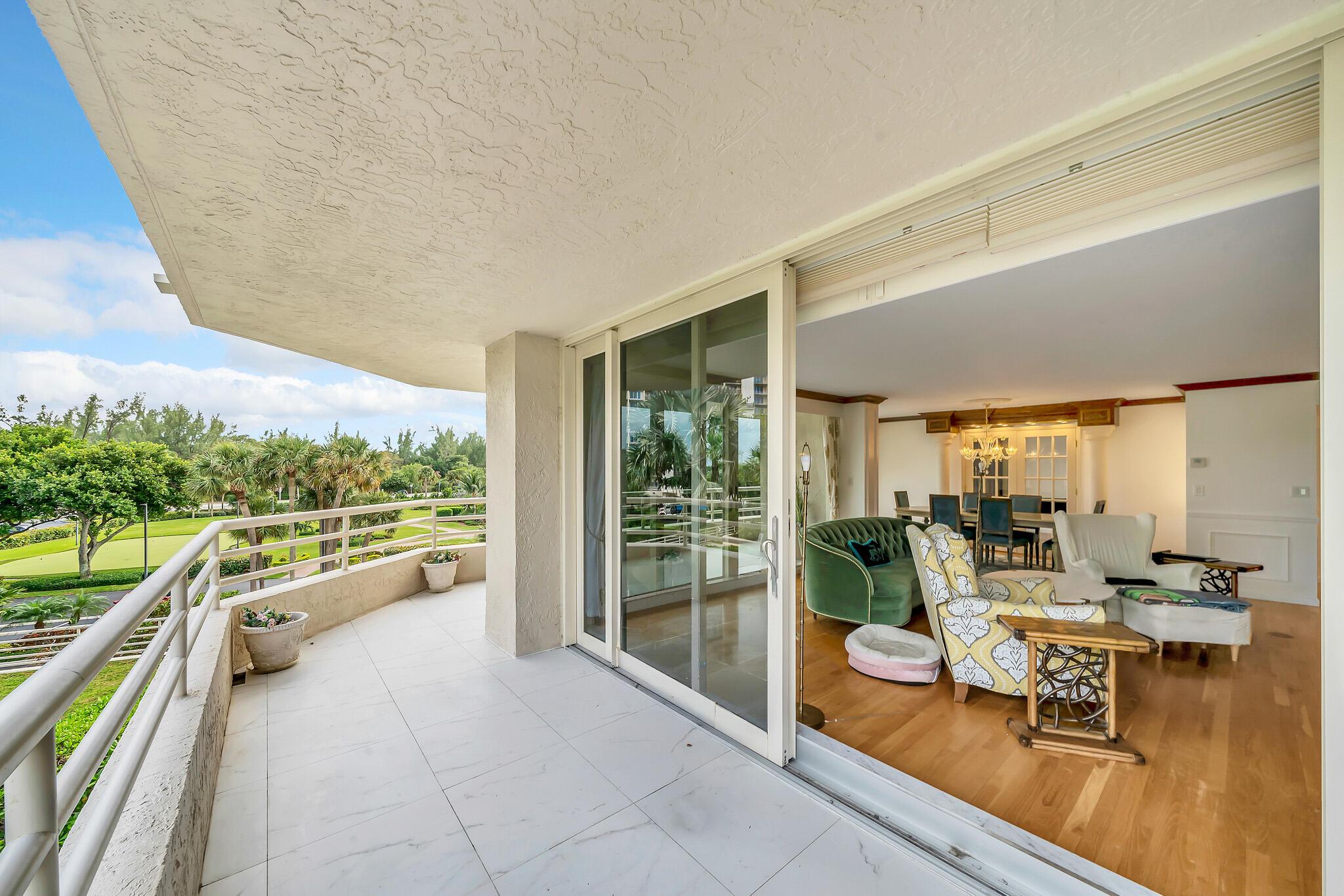 SEA RANCH CLUB OF BOCA II - Residential