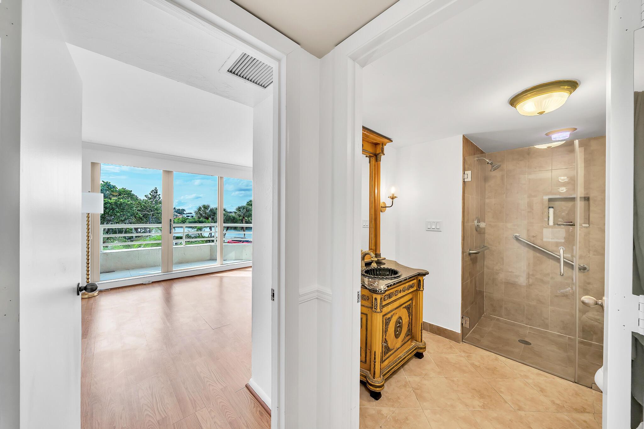 SEA RANCH CLUB OF BOCA II - Residential