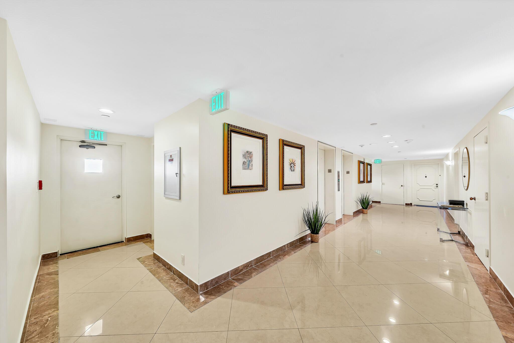 SEA RANCH CLUB OF BOCA II - Residential