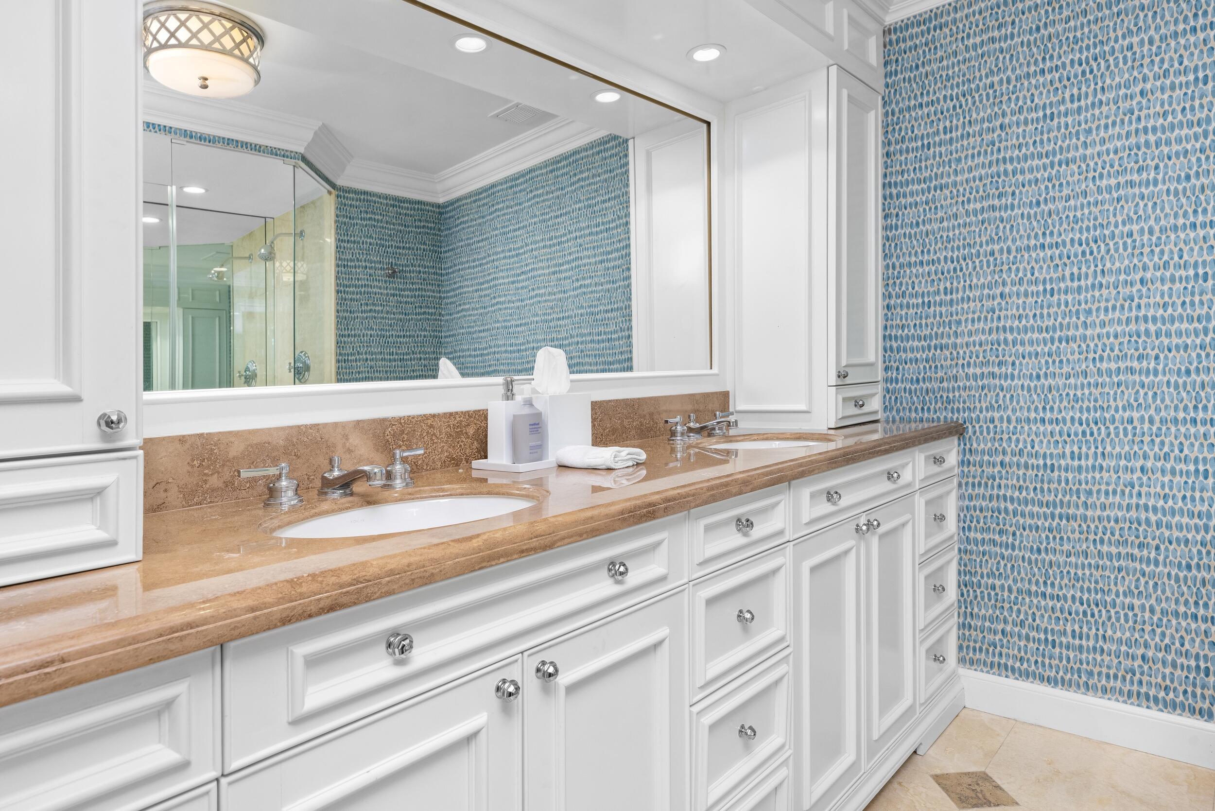 THREE HUNDRED OCEAN BLVD APTS INC - Residential