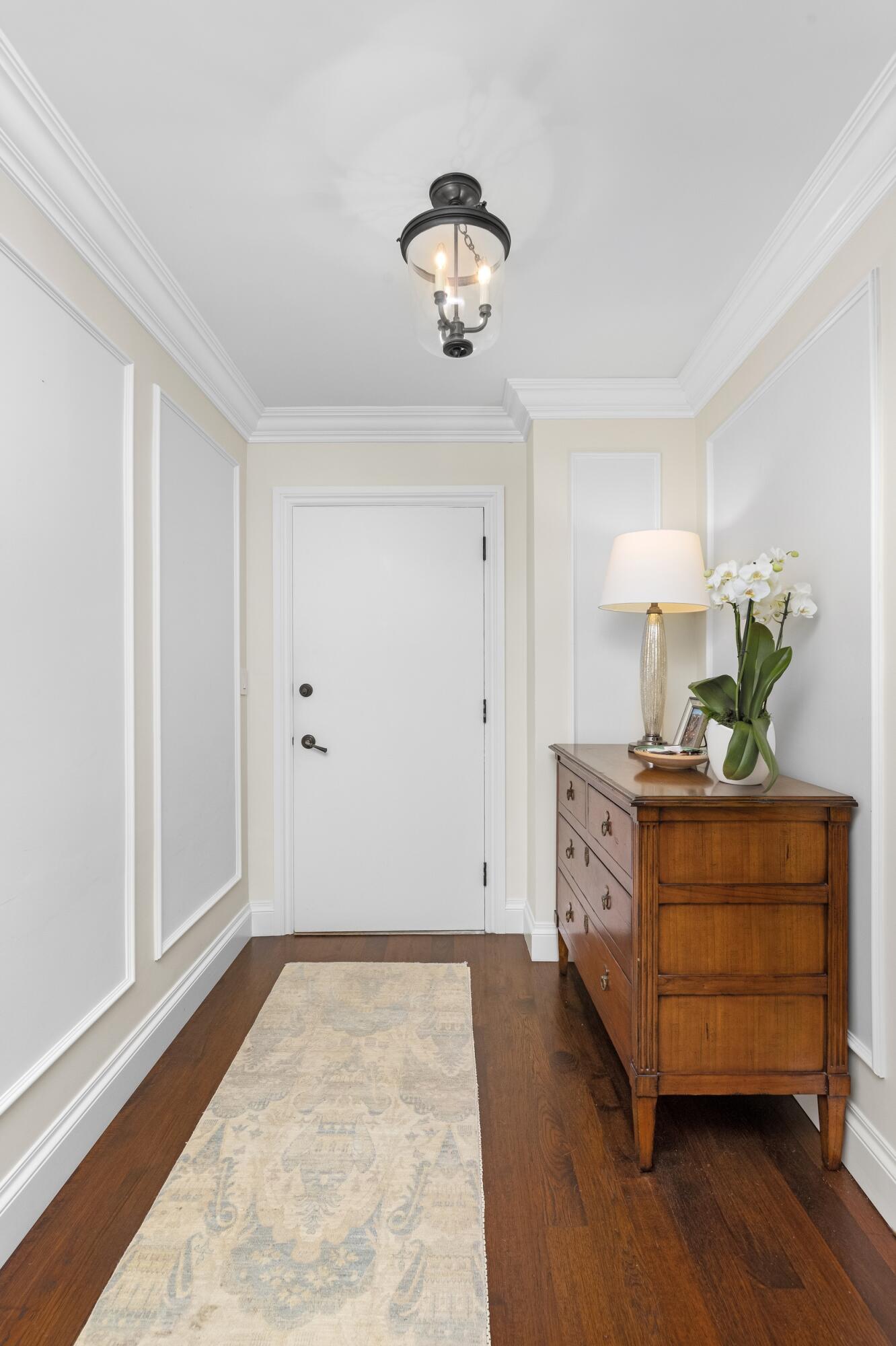 300 S Ocean Boulevard 1d