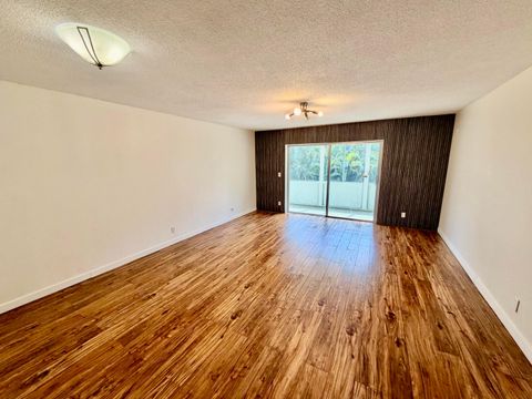 1000 NE 14th Avenue 304 Hallandale Beach FL 33009
