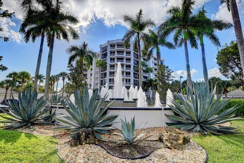 Featured picture for the property R10777072
