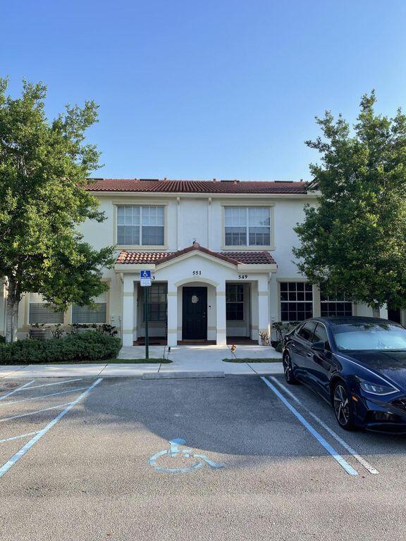 THE ESTATES AT STUART CONDO - Residential Lease