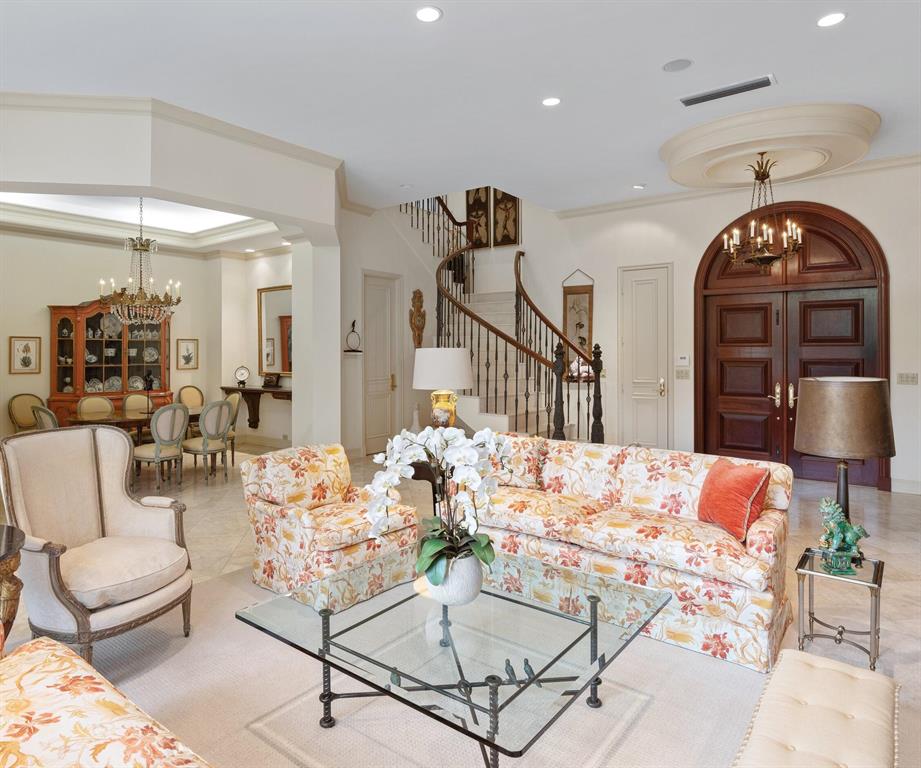 OCEAN PARK ROBBINS - Residential