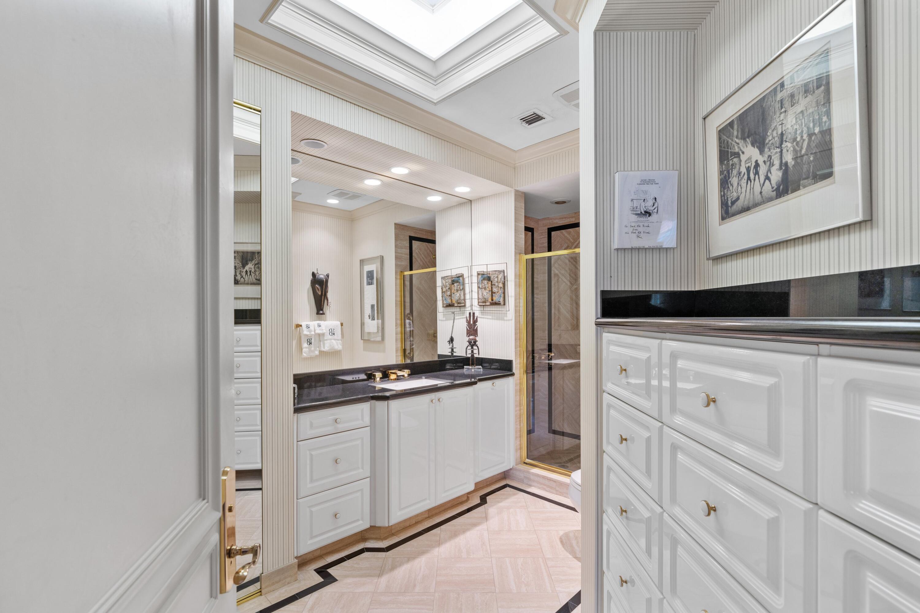 OCEAN PARK ROBBINS - Residential