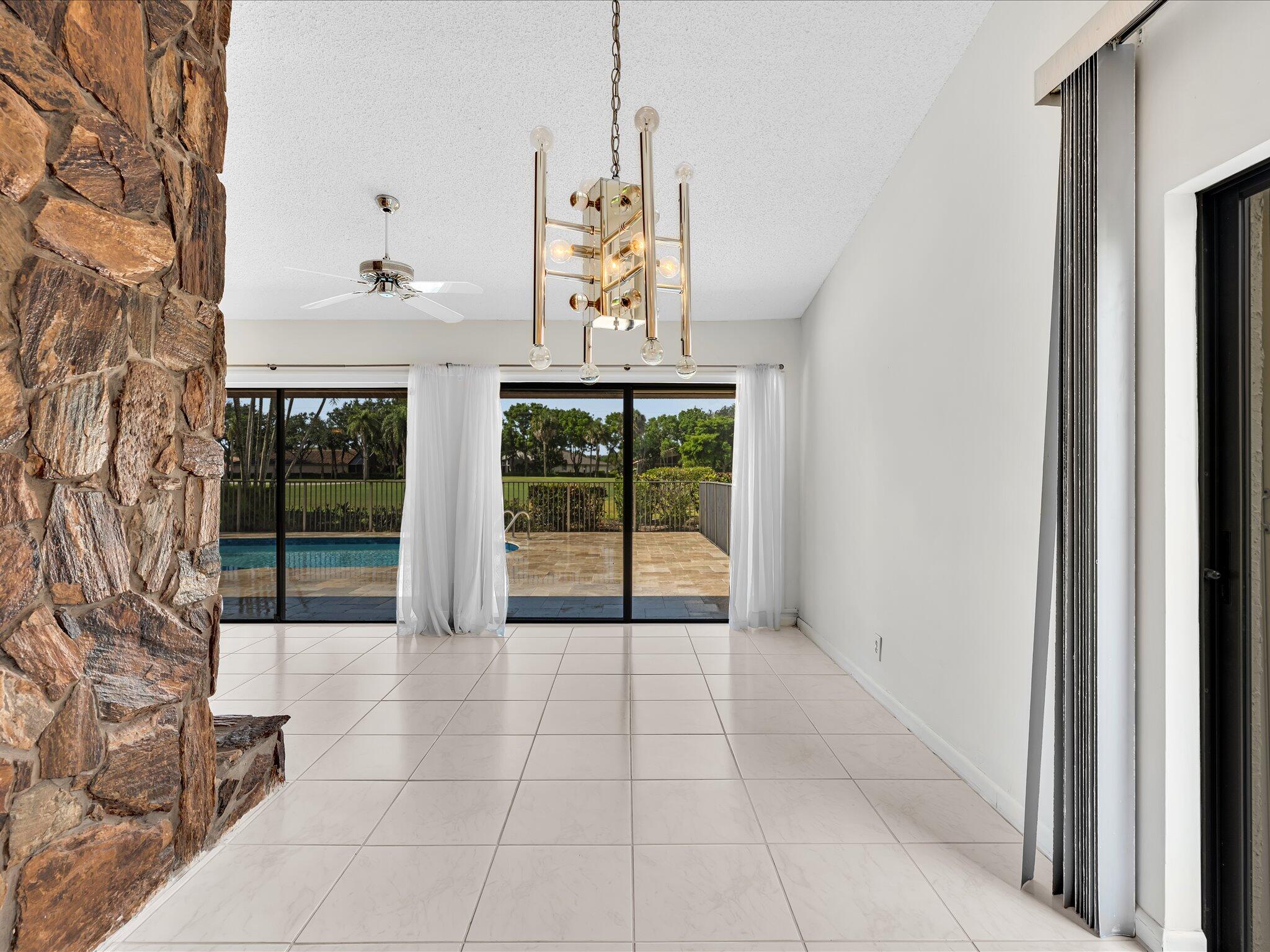 INDIAN SPRING - Residential