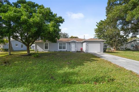 Property photo of 180 nw friar street, port st lucie, FL 34983