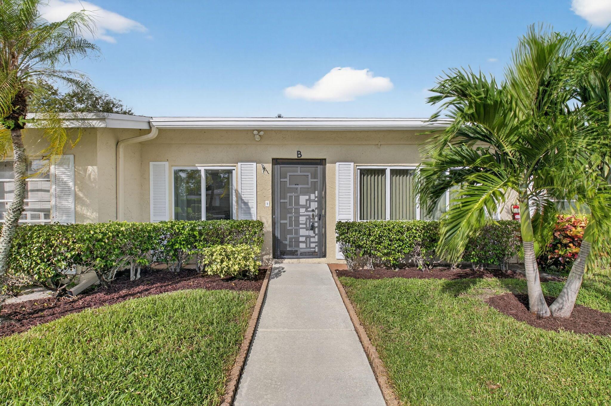 View photos, virtual tours, details... 13632 Via Flora, Unit B