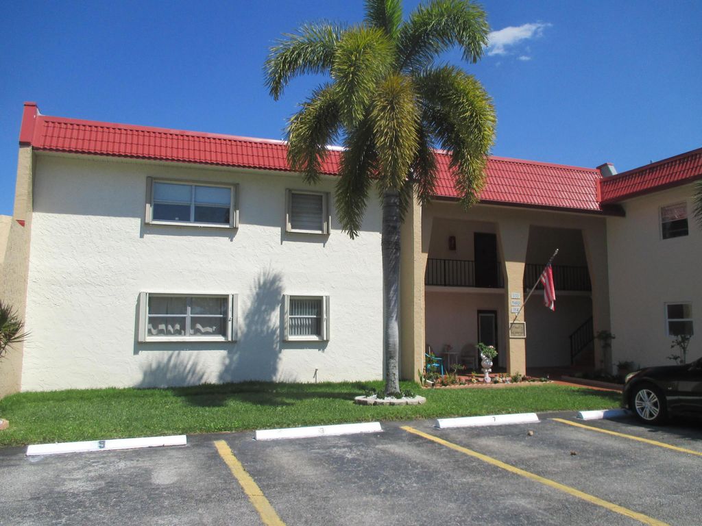 Photo of 106 Lake Dora Drive, West Palm Beach, FL 33411 (MLS # B26016966)