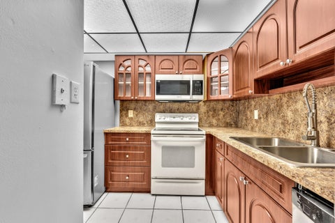 Tiny photo for 1759 NW 80TH Avenue #E, Margate, FL 33063 (MLS # B26089649)