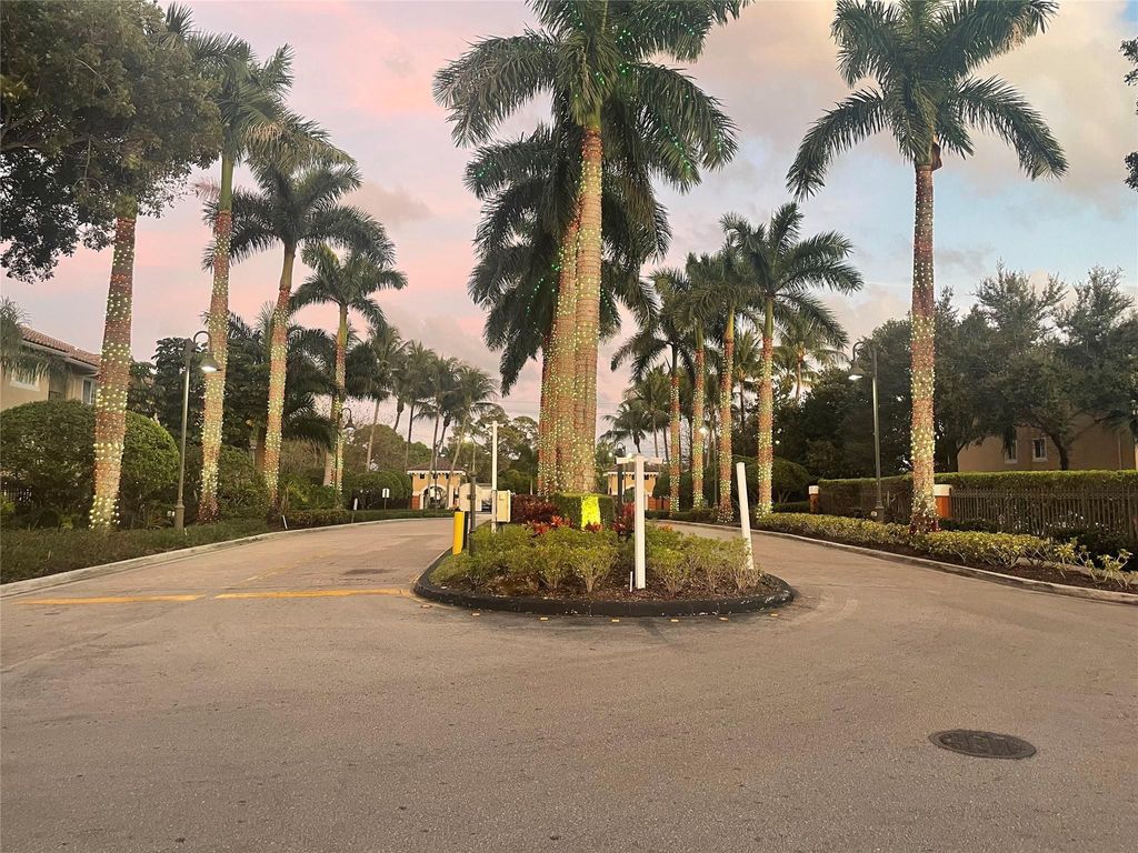 Photo of 4179 N Haverhill Road #602, West Palm Beach, FL 33417 (MLS # F10543274)