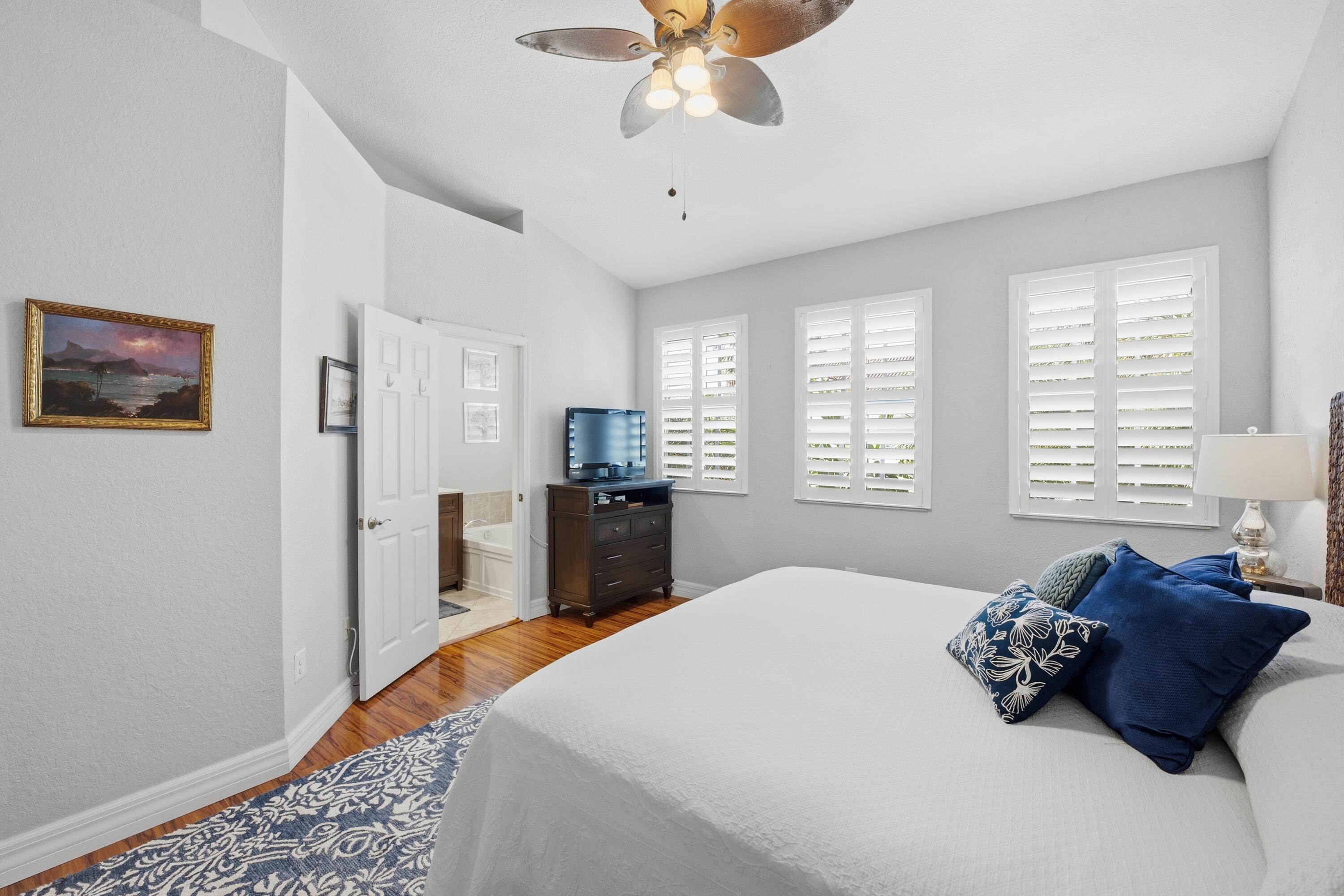 OCEAN CAY - Residential