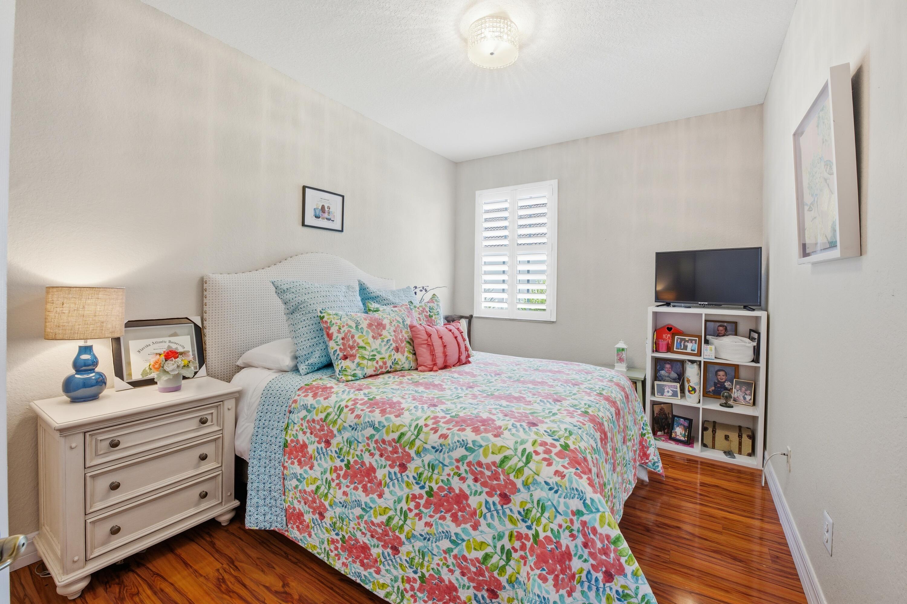 OCEAN CAY - Residential