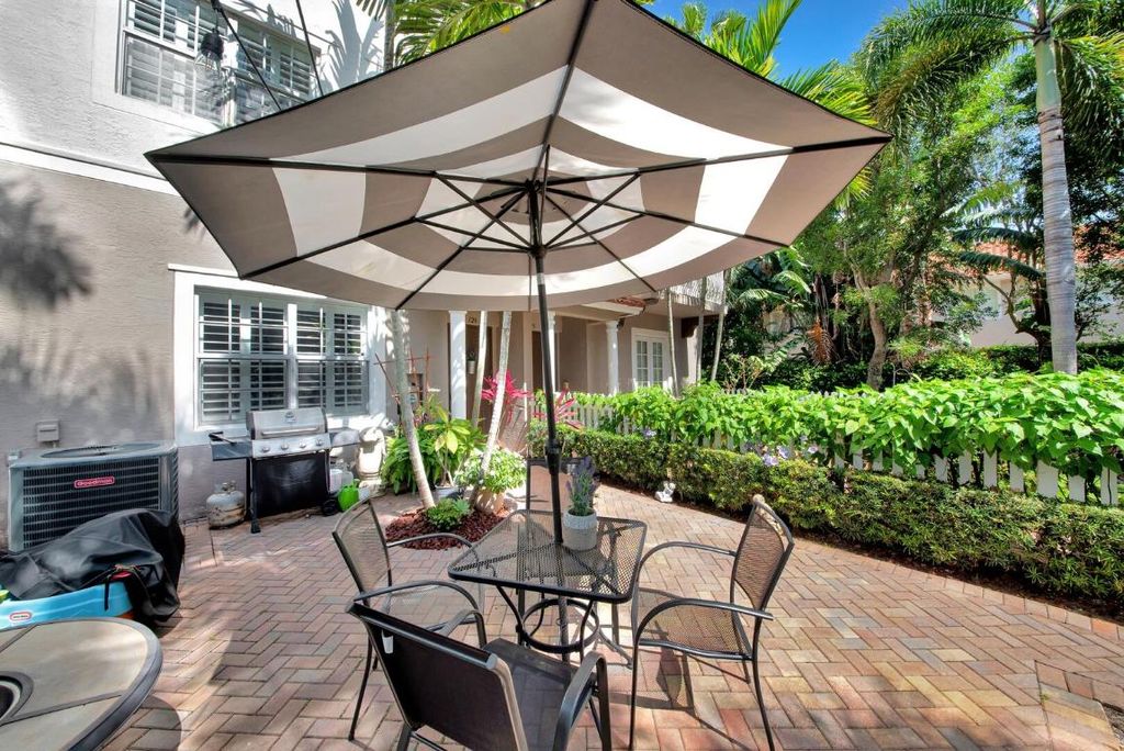 Photo of 126 Ocean Cay Way #27, Hypoluxo, FL 33462 (MLS # R11154257)