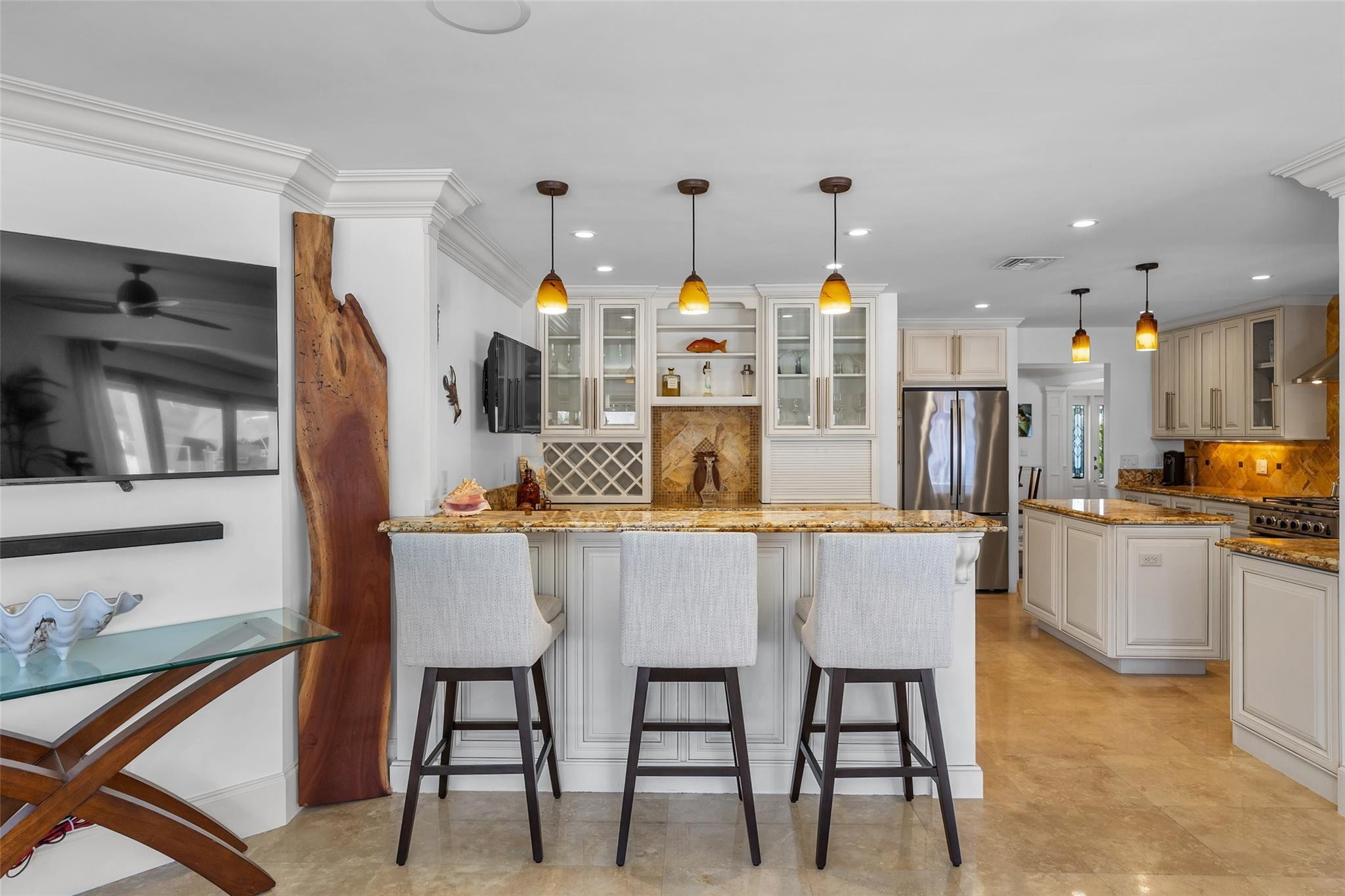 SUNRISE KEY - Residential