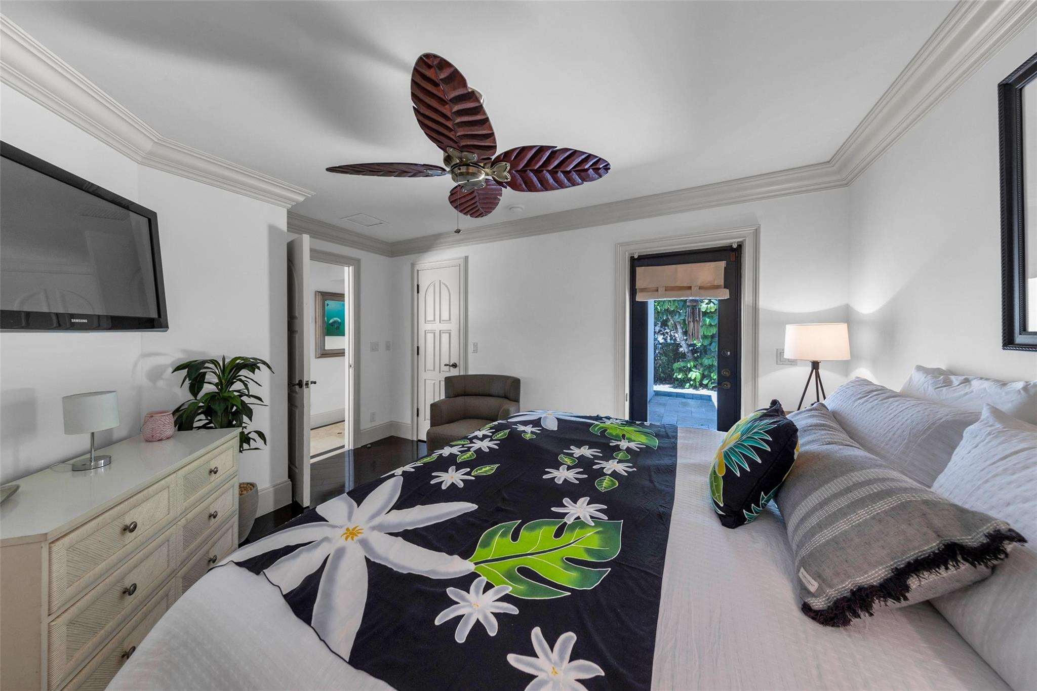 SUNRISE KEY - Residential