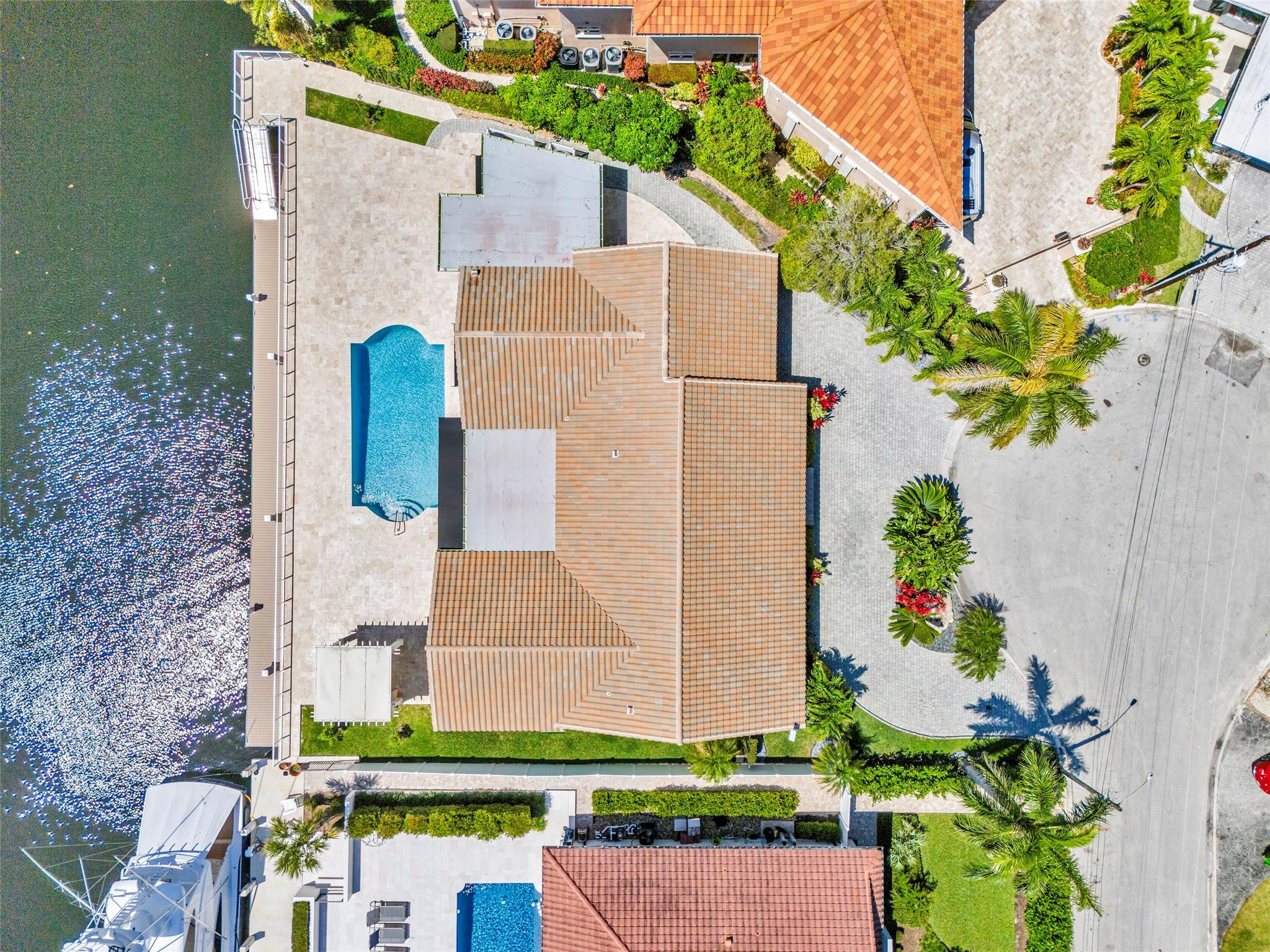 SUNRISE KEY - Residential