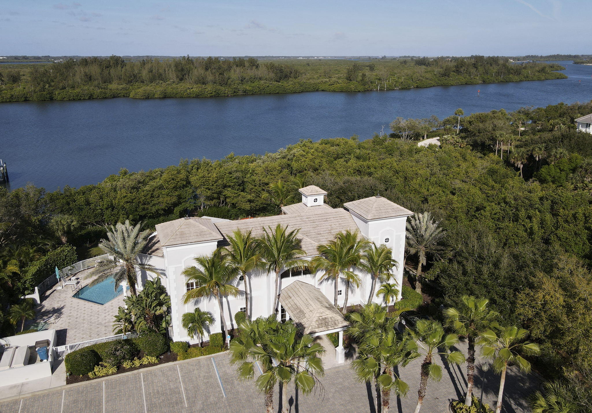 River Club at Carlton - Residential