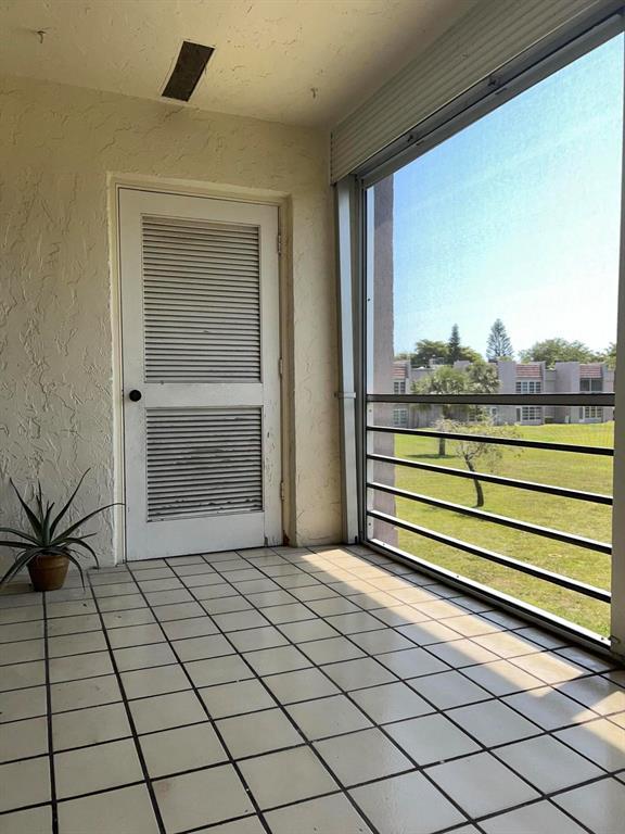 LAGO DEL REY CONDO - Residential Lease