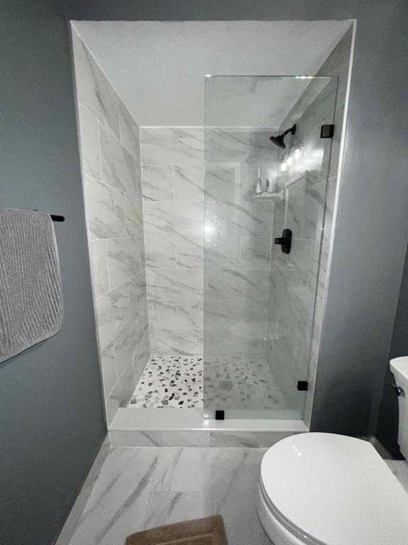 LAGO DEL REY CONDO - Residential Lease