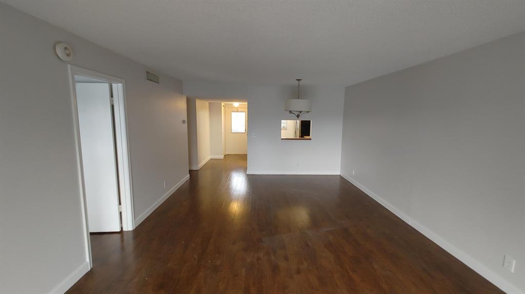 LAGO DEL REY CONDO - Residential Lease