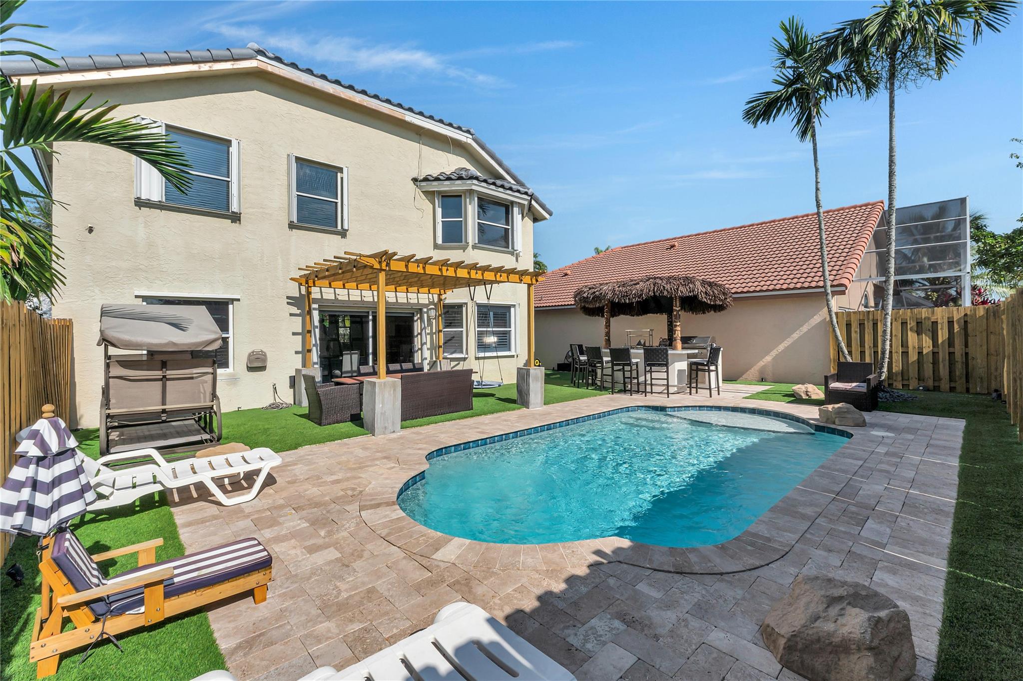 HOLIDAY SPRINGS EAST - Residential